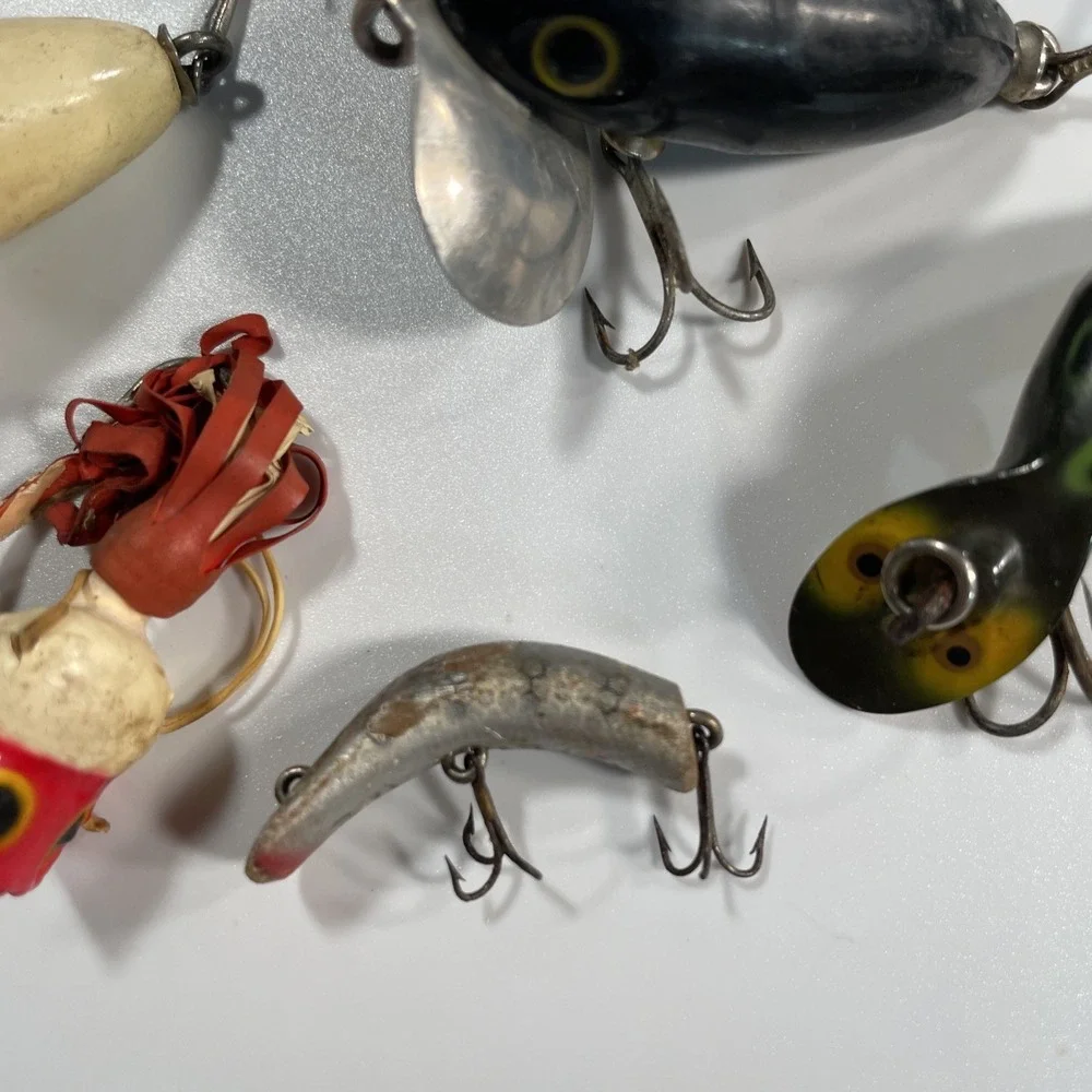 Vintage Lure Lot Heddon Tiny Tad Lure Jitterbug Tackle Hooks Fishing Old Antique